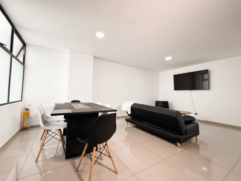 Mesa de trabajo 31